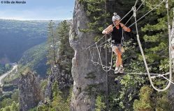 108_Via-Ferrata_Mende_pont.jpg