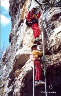 Nant_Rossanne_ViaFerrata_GPapandreouMargauxRuggierri.jpg